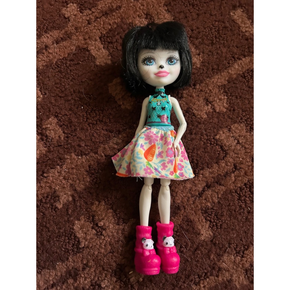 Mattel Enchantimals Prue Doll Black‎ Hair Pink Boots Carrot Skirt 6 Inch